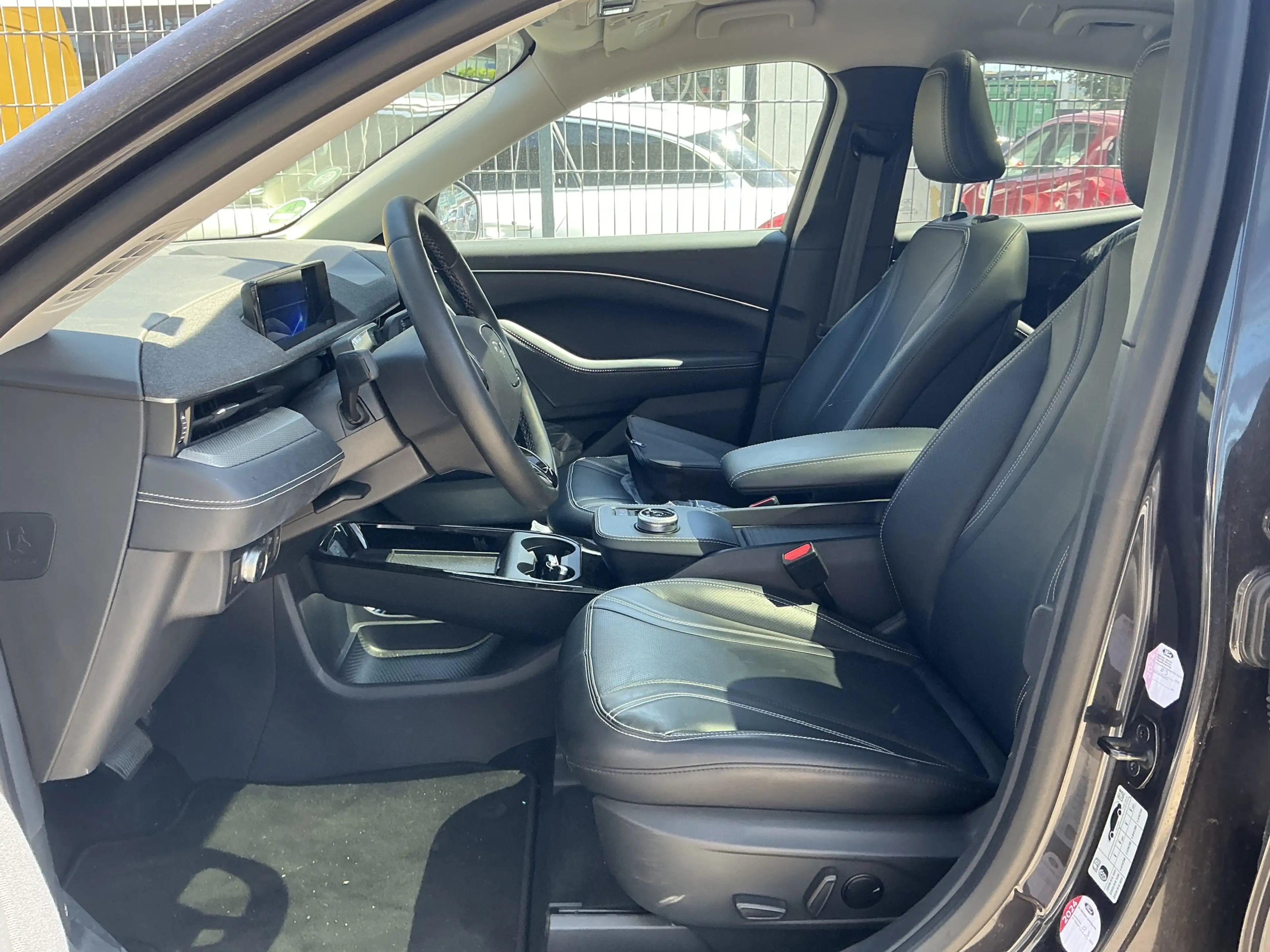 Ford Mustang Mach-E Leder Memory 360Cam Pano ACC SHZ — photo 5