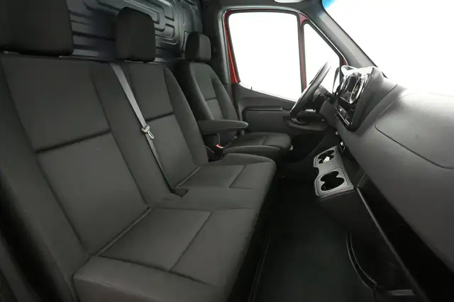 Mercedes-Benz Sprinter view 10