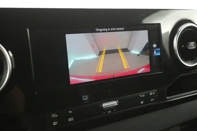 Mercedes-Benz Sprinter view 12