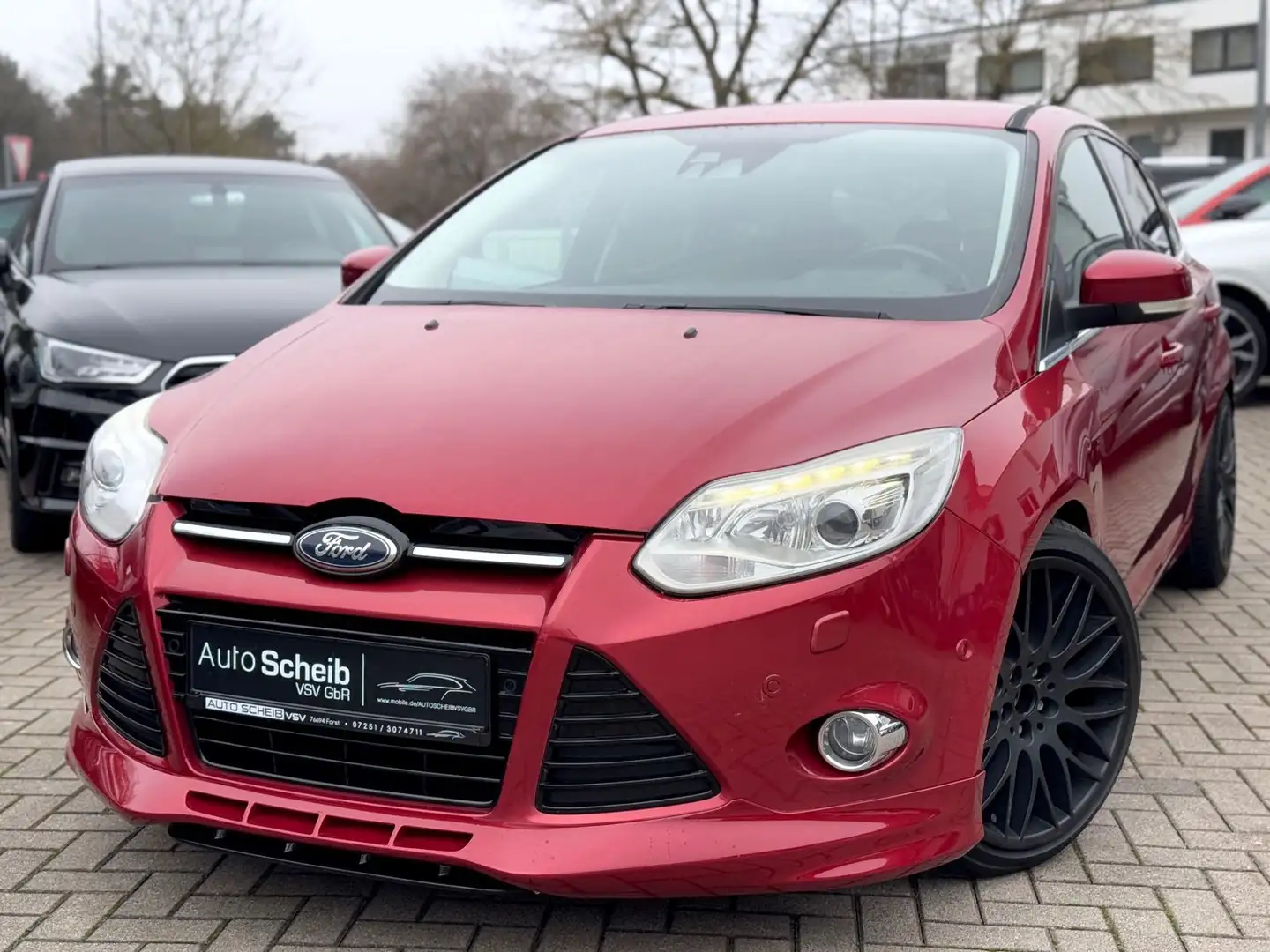Ford Focus Titanium*INDIVIDUAL*Sport*Xenon*Navi*SHZ* Rojo - 1