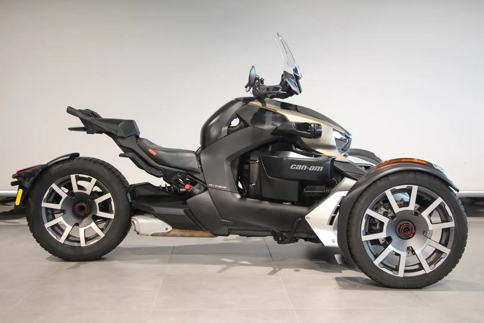 Can-Am Ryker 900 RALLY Auriu - 2