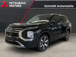 Mitsubishi Outlander 2.4 Diamant TOP Yamaha Pano HuD