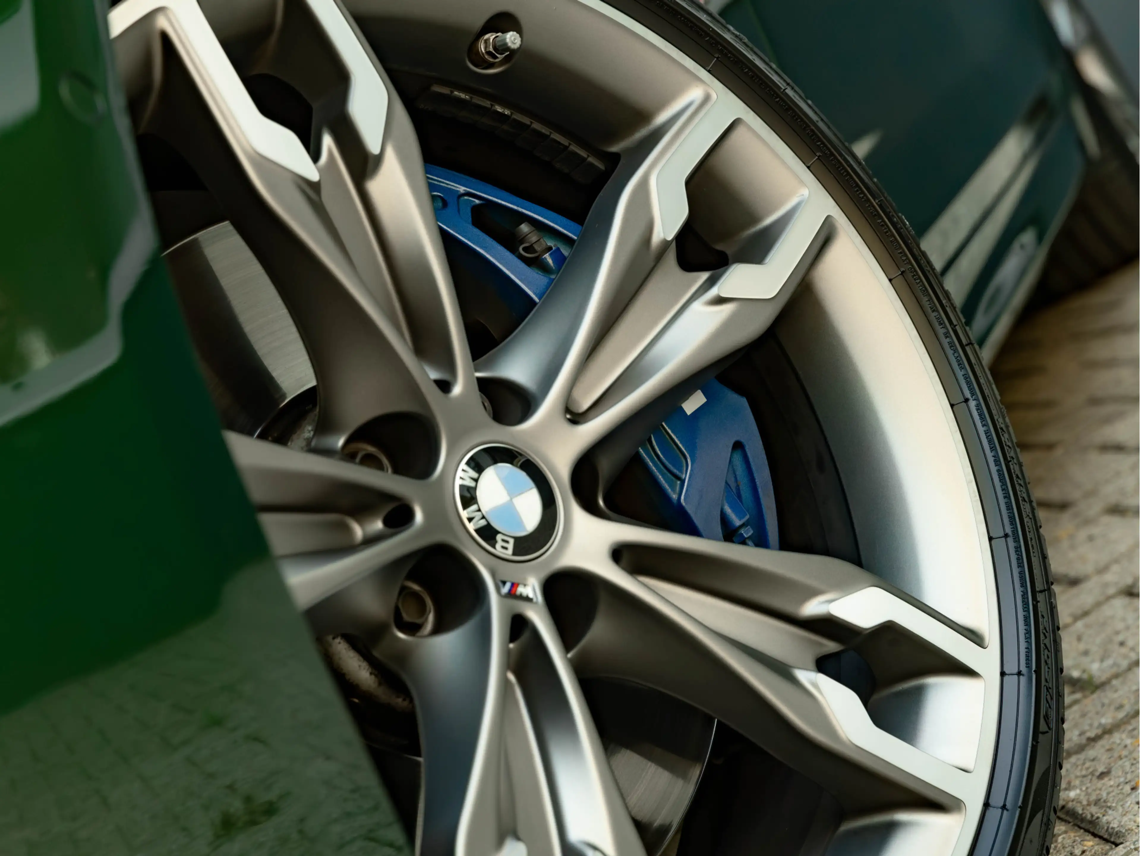 BMW M550 5-serie M550i xDrive - Dak - Full Option - Bowers — photo 17