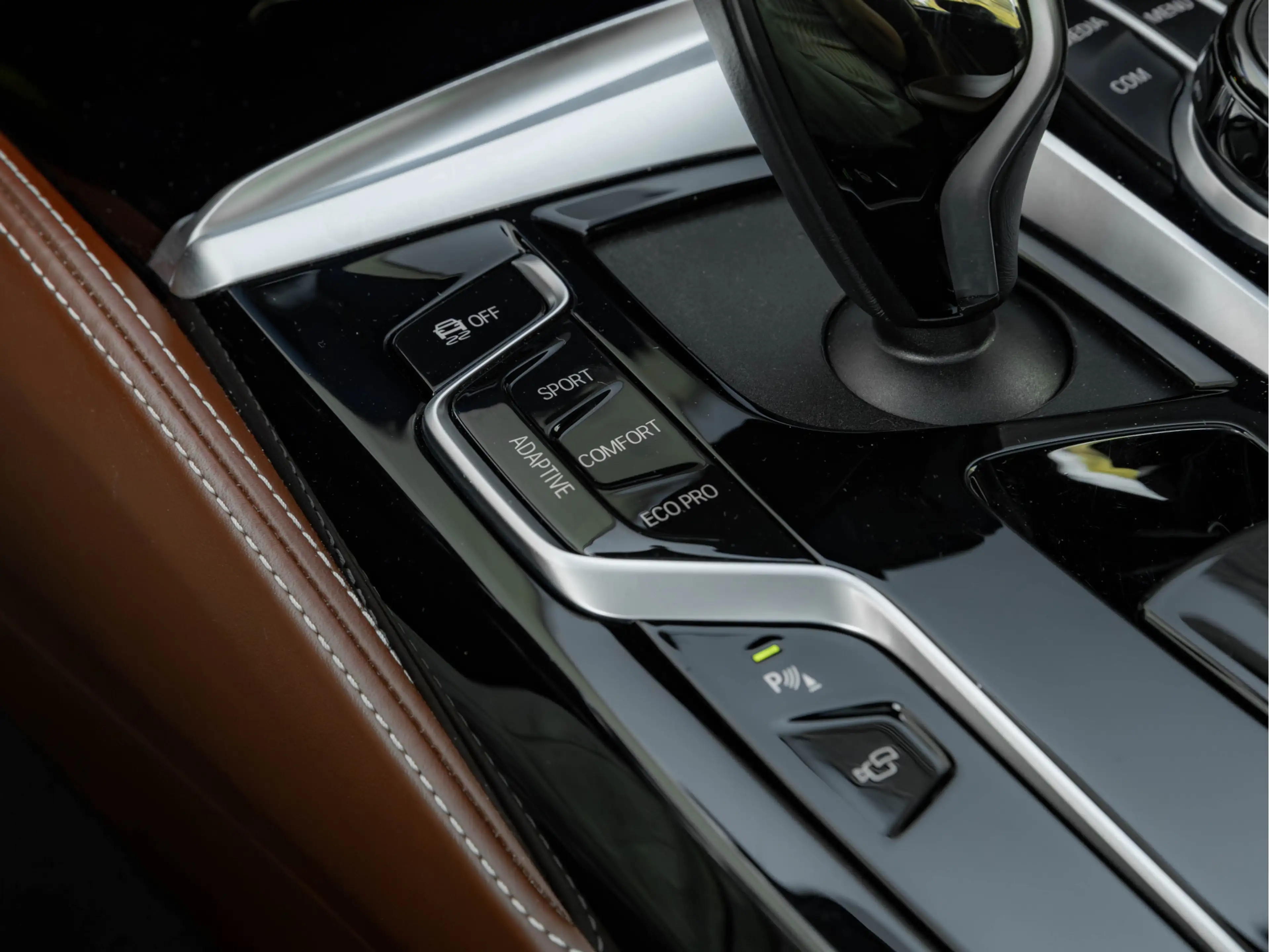 BMW M550 5-serie M550i xDrive - Dak - Full Option - Bowers — photo 48