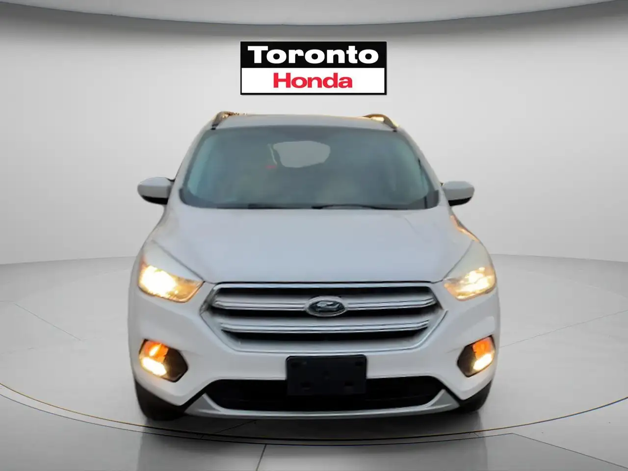 Ford Escape снимка Ford Escape