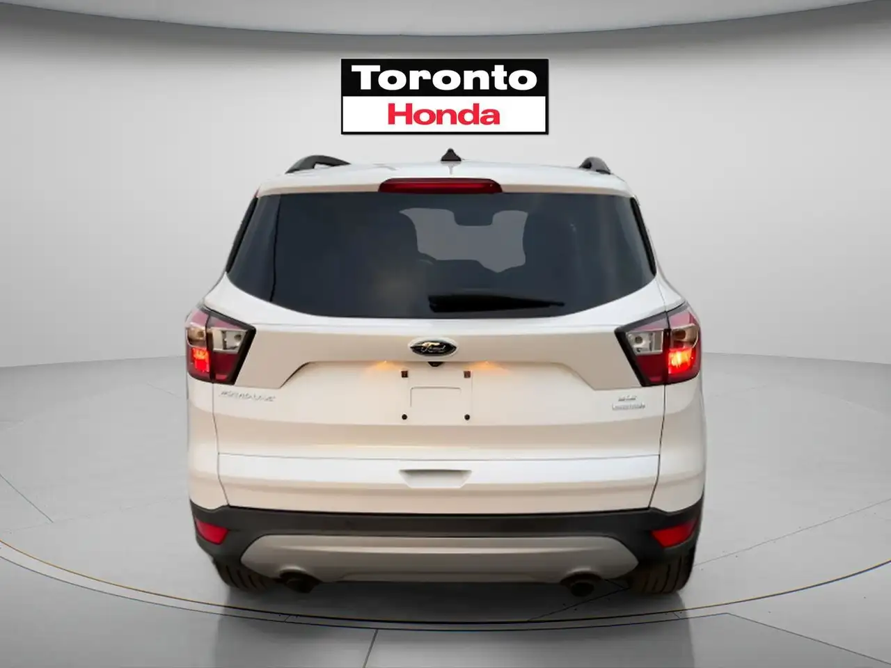 Ford Escape снимка Ford Escape