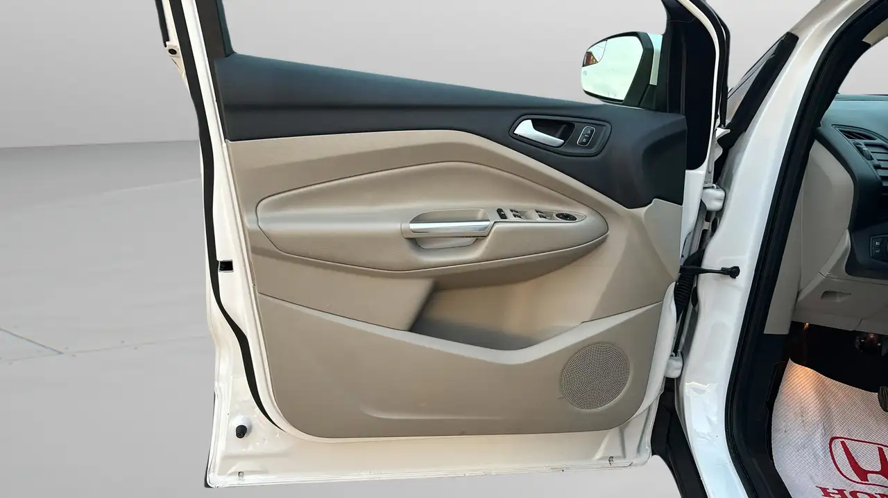 Ford Escape снимка Ford Escape
