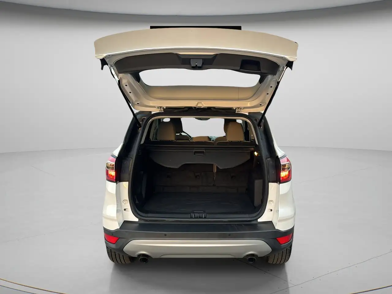Ford Escape снимка Ford Escape