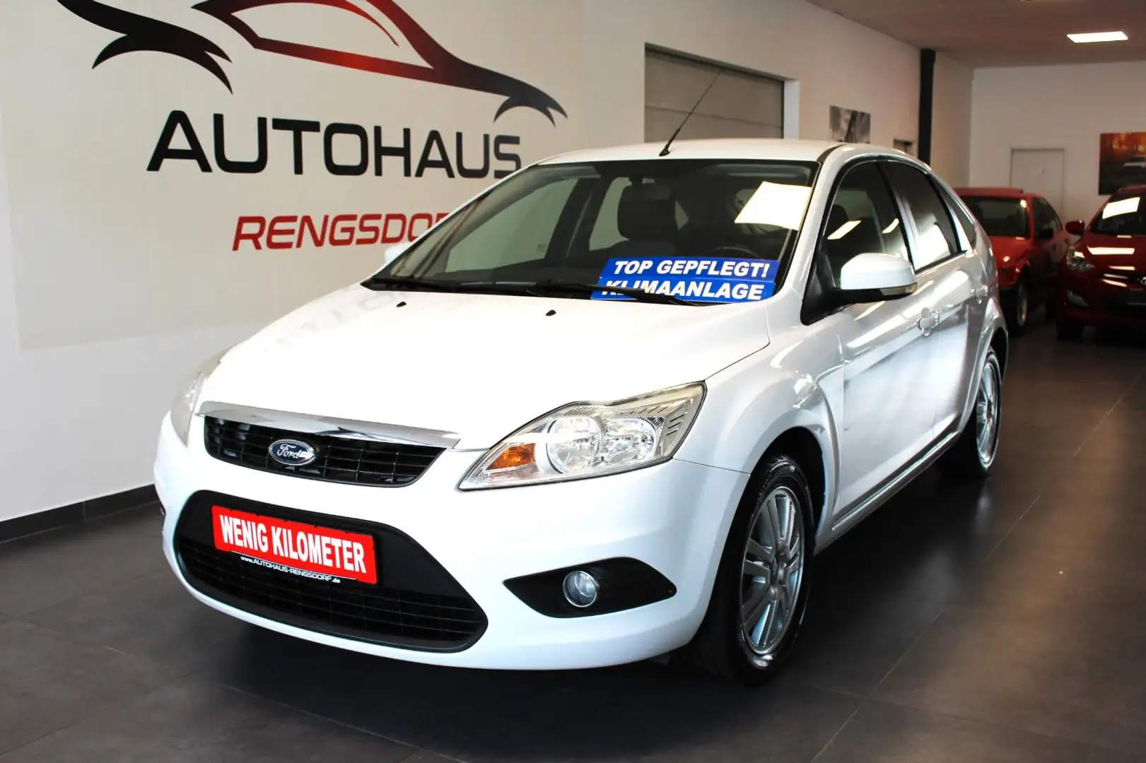Ford Focus Lim. Style +  1.6 101ps Weiß - 1