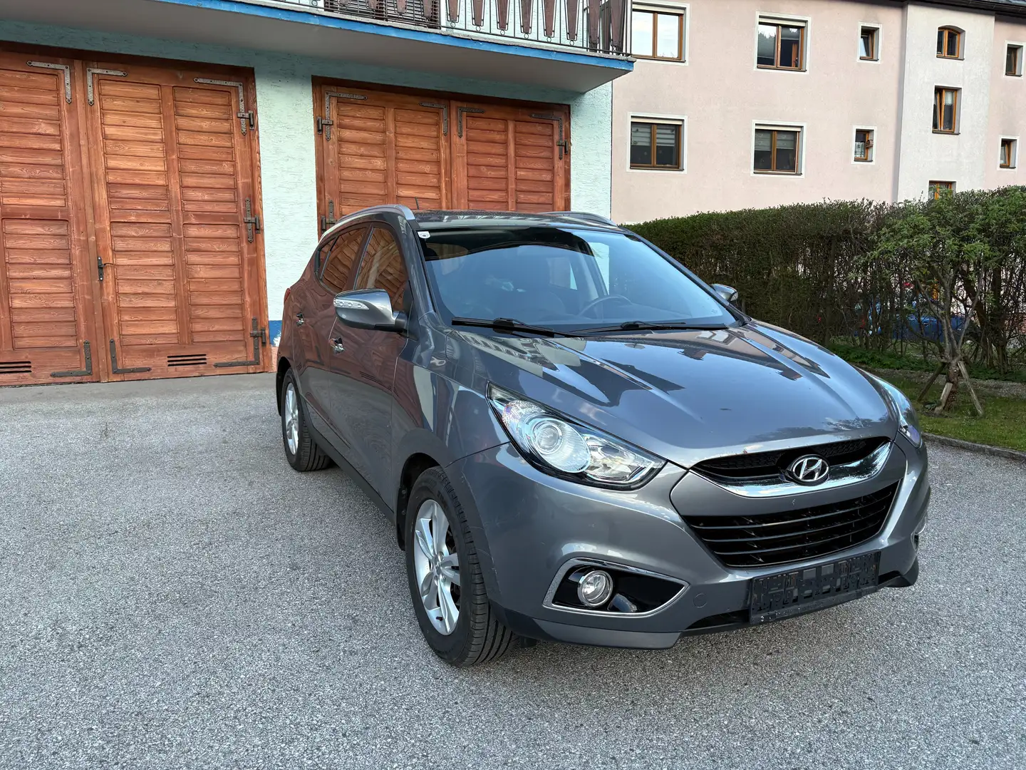 Hyundai iX35 Grau - 2