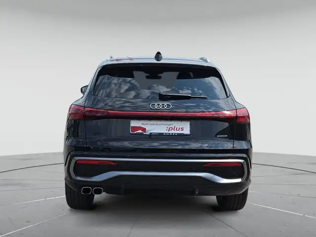 Audi Q5 view 7