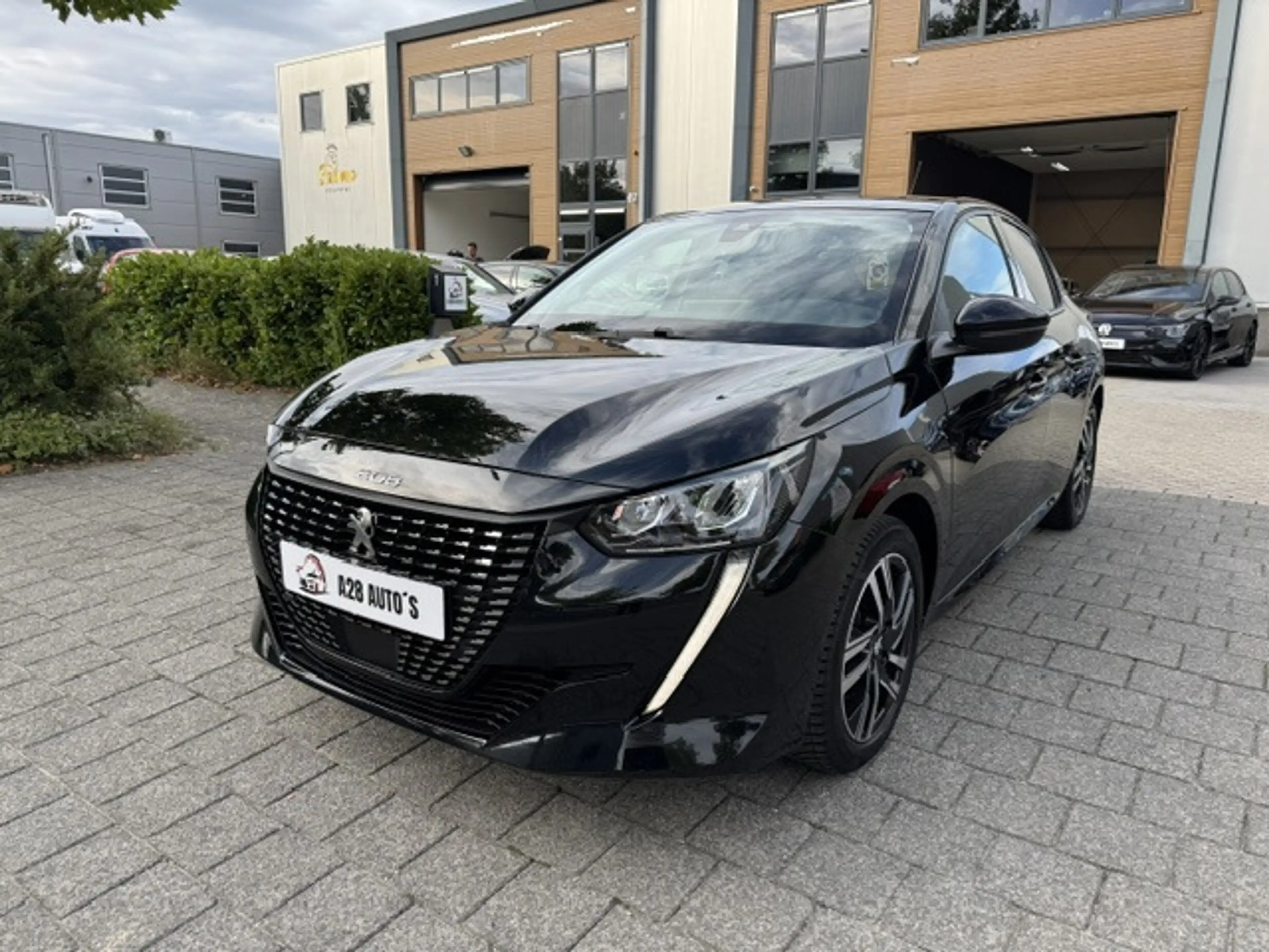 Peugeot 208 Luxe Allure Business |Automaat|Stoelverw| APK tot — photo 3