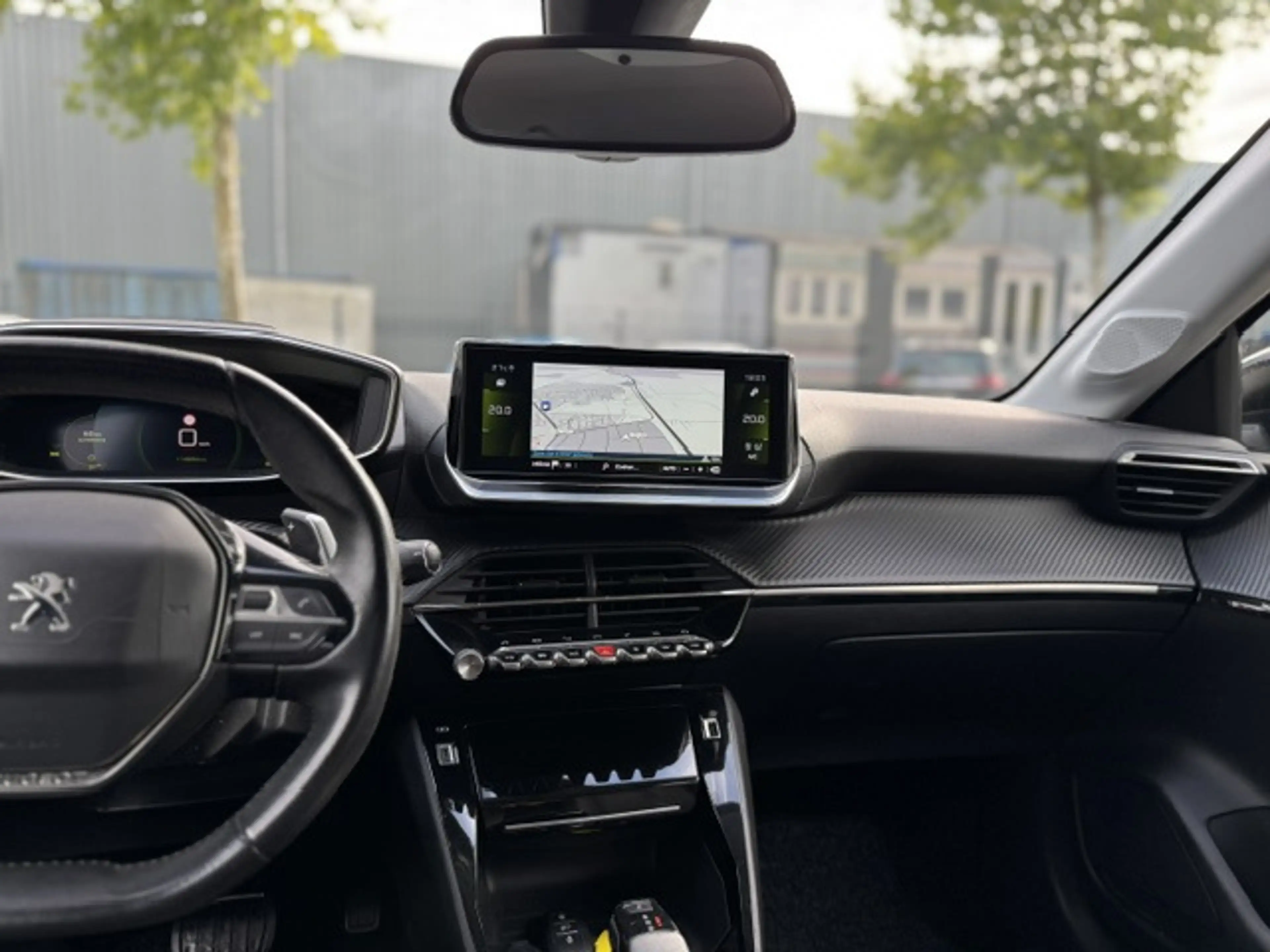 Peugeot 208 Luxe Allure Business |Automaat|Stoelverw| APK tot — photo 15