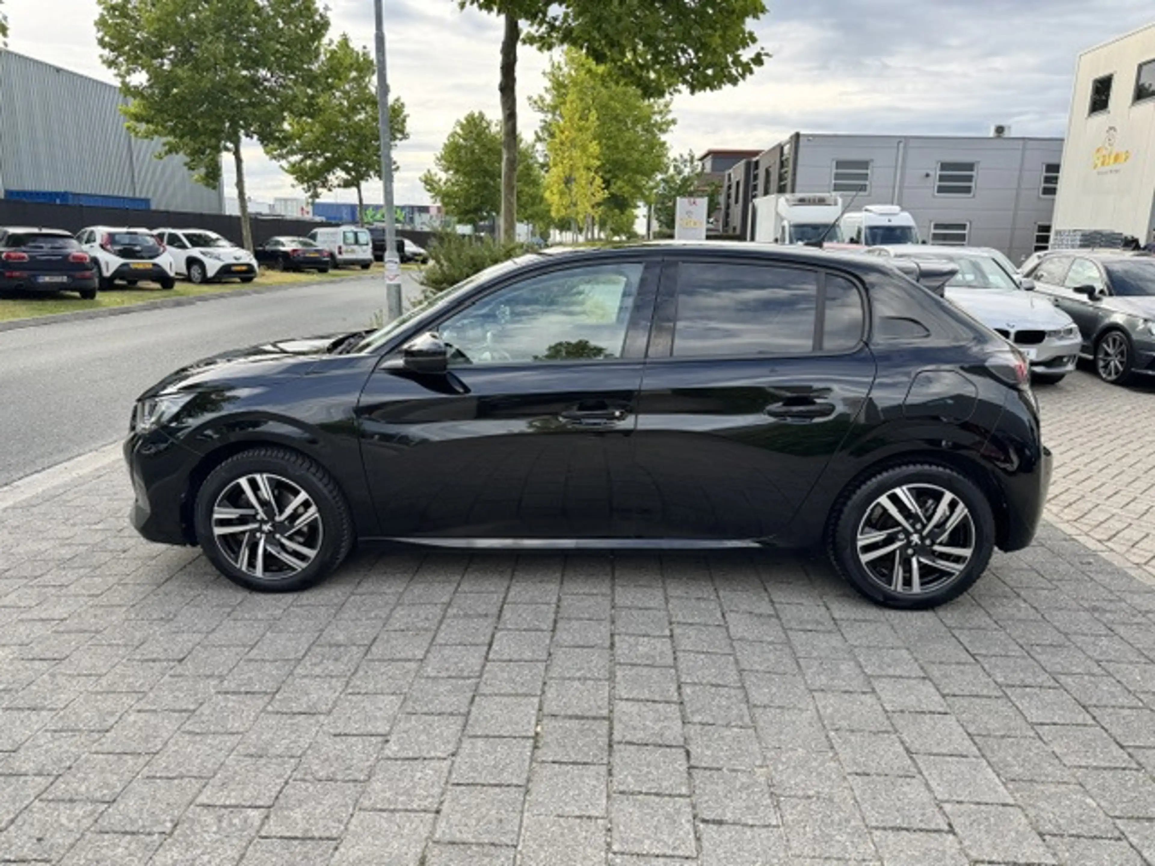 Peugeot 208 Luxe Allure Business |Automaat|Stoelverw| APK tot — photo 4