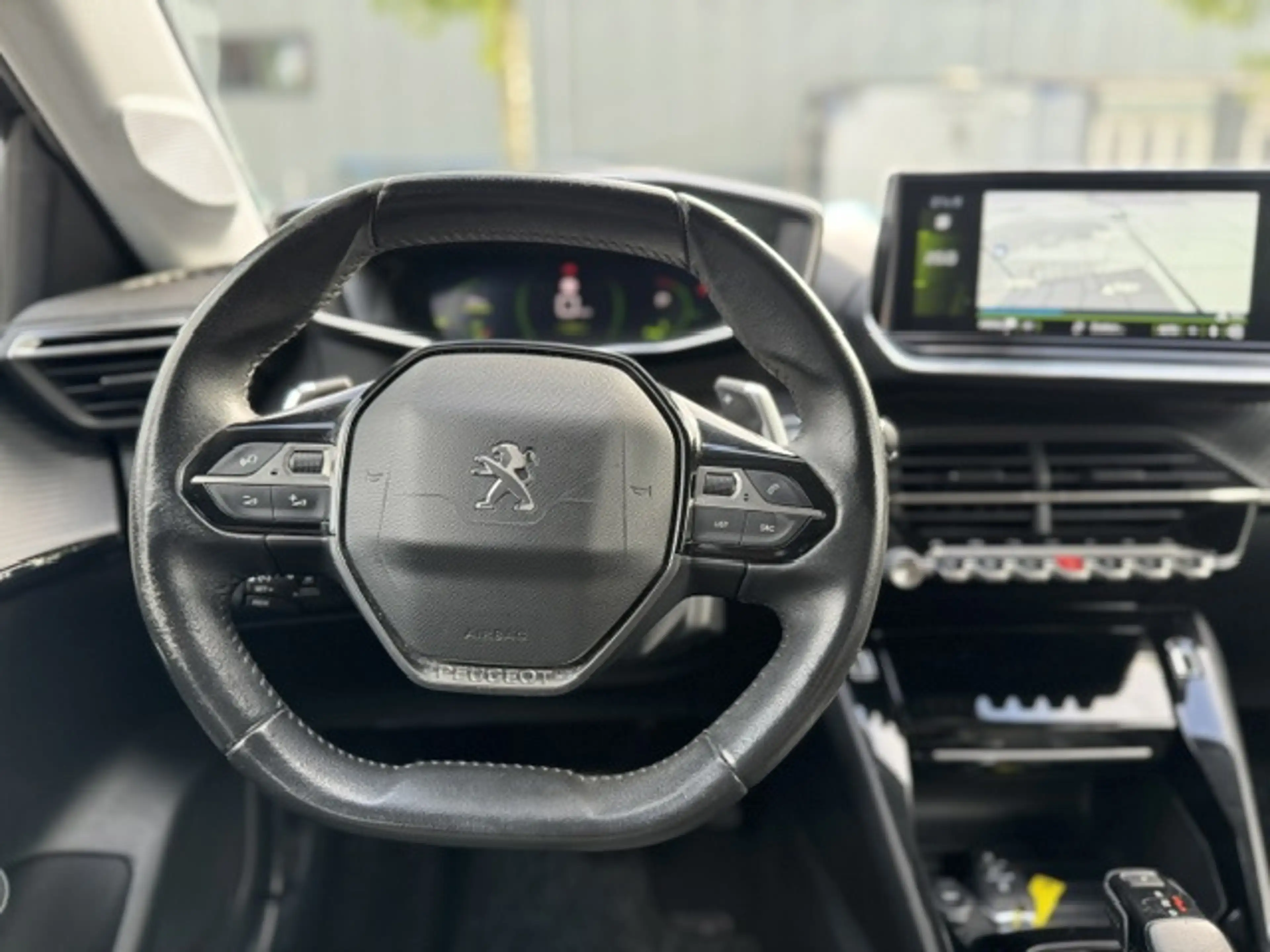 Peugeot 208 Luxe Allure Business |Automaat|Stoelverw| APK tot — photo 14