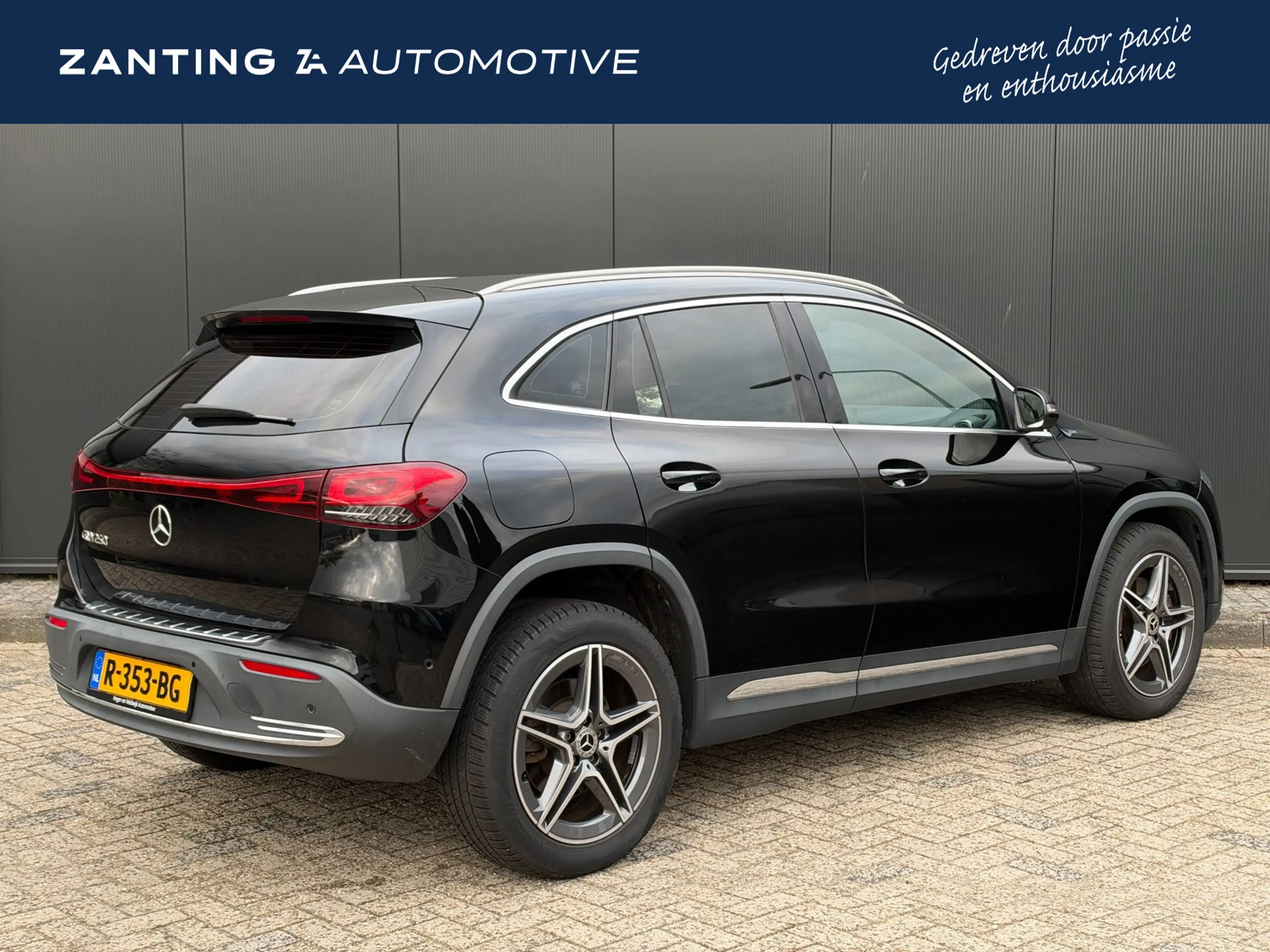 Mercedes-Benz EQA 250 Luxury Line 67 kWh | 97 % SOH | AMG 18'' | Camera — photo 3