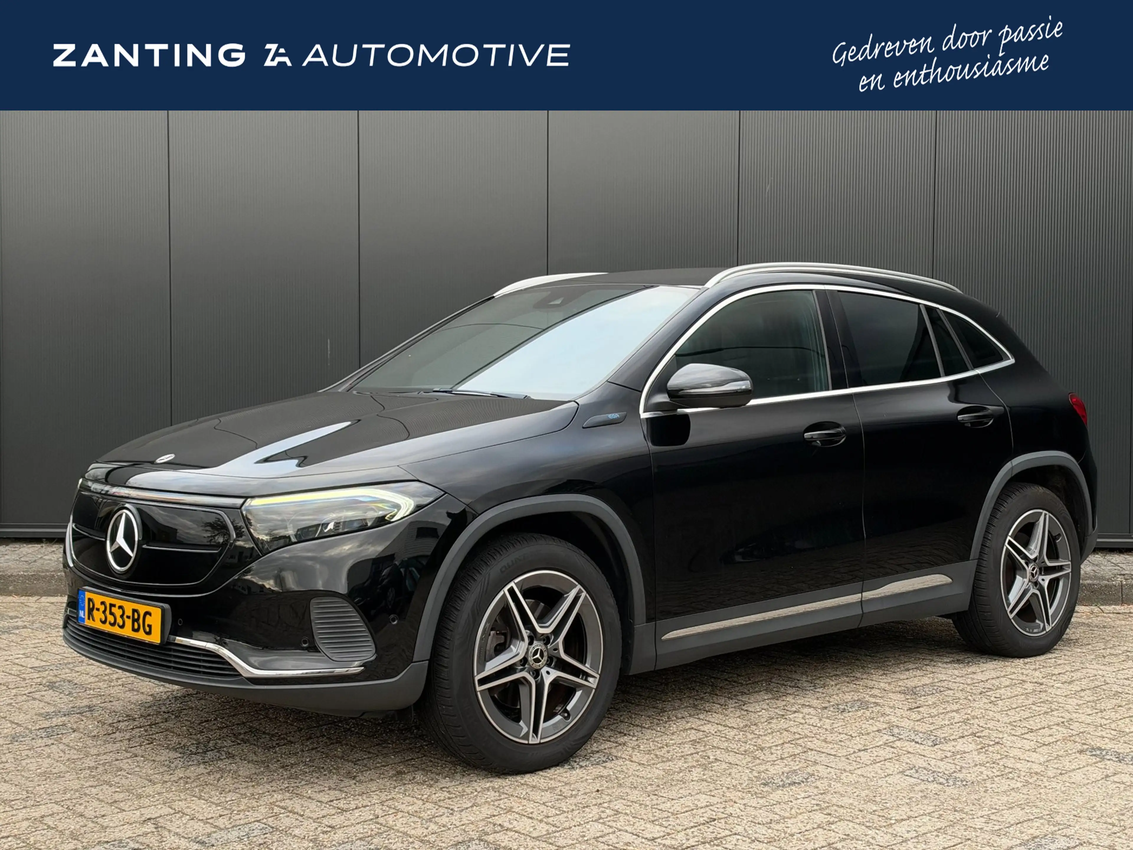 Mercedes-Benz EQA 250 Luxury Line 67 kWh | 97 % SOH | AMG 18'' | Camera