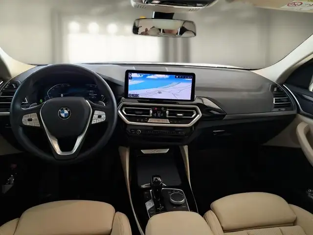 BMW X4 view 7