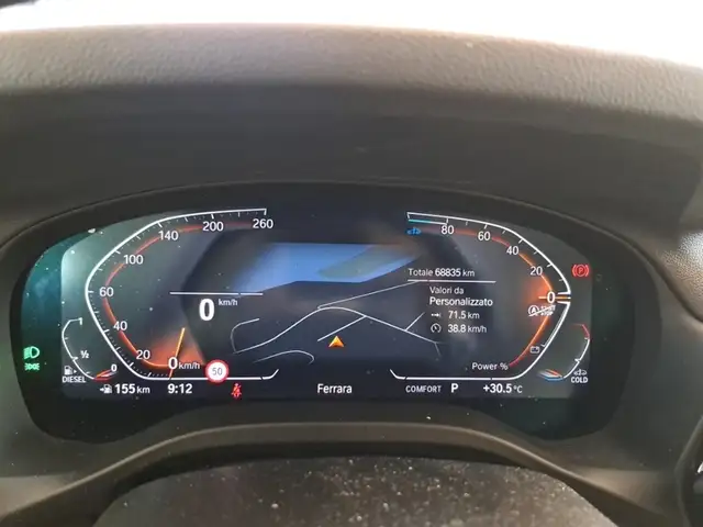 BMW X4 view 8
