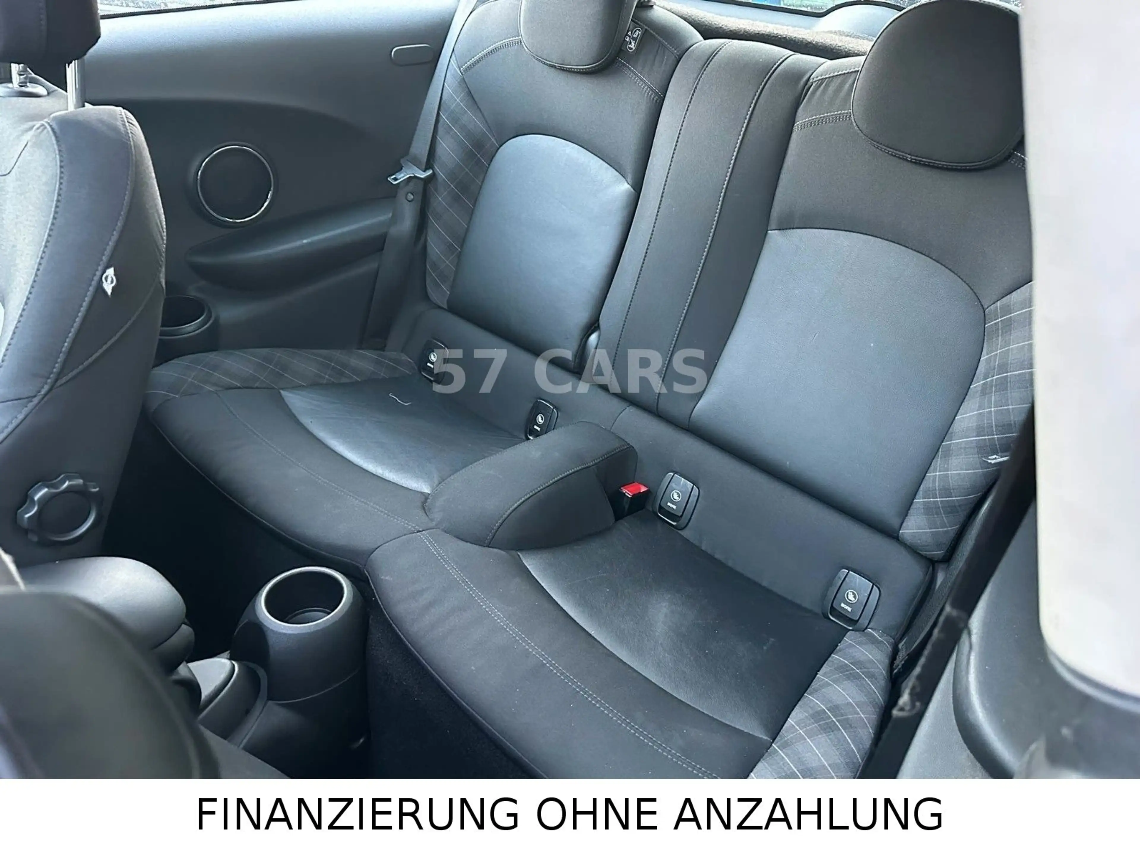 MINI Cooper D Pano+Navi+PDC — photo 8