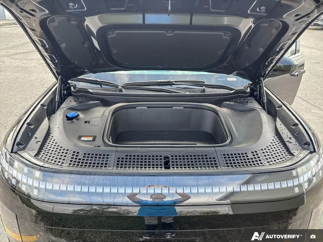 Hyundai IONIQ 9 снимка Hyundai IONIQ 9