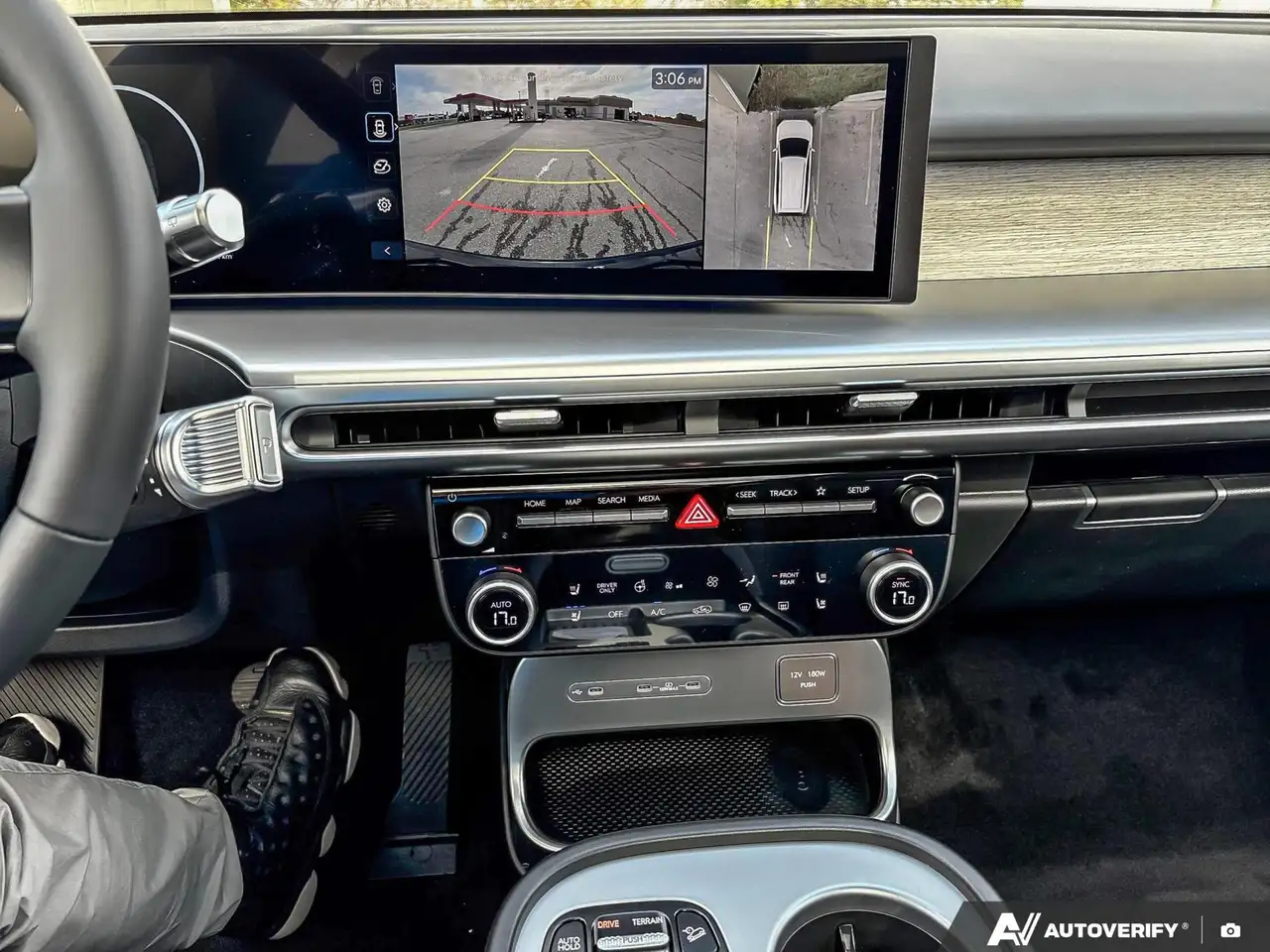 Hyundai IONIQ 9 снимка Hyundai IONIQ 9