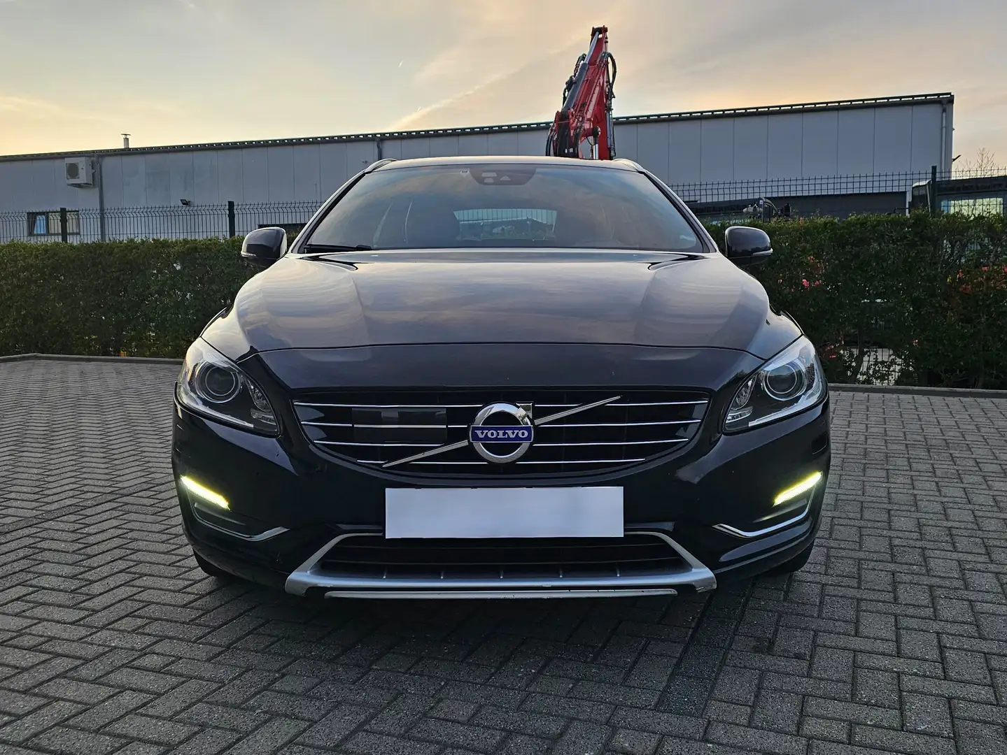 Volvo V60 V60 D6 Plug-In-Hybrid AWD Leder Xenon HU/AU neu Braun - 2