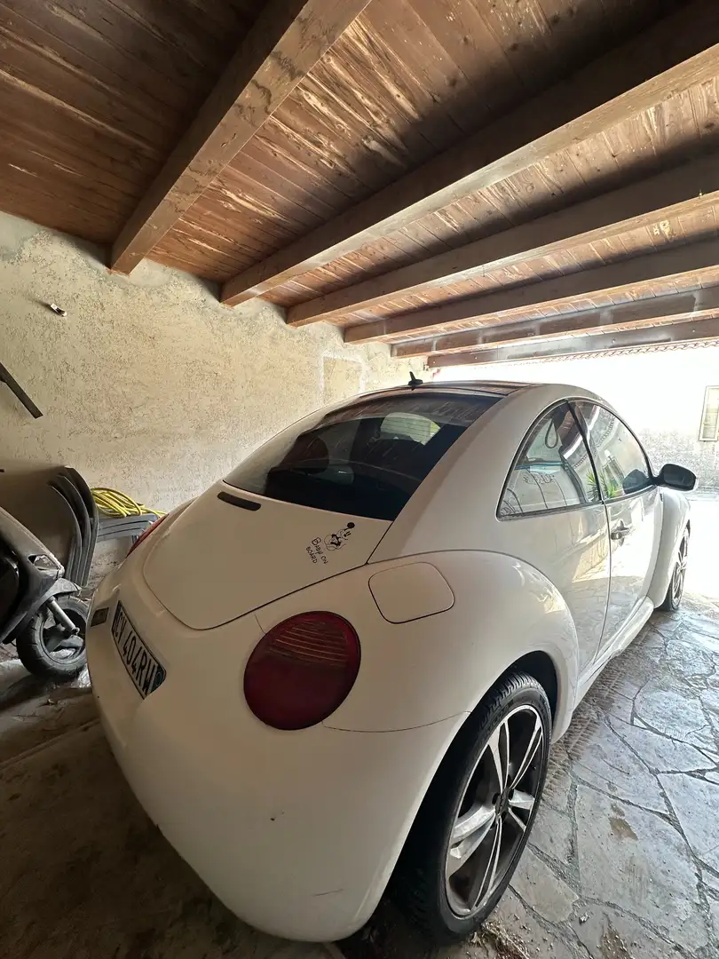 Volkswagen Beetle Blanc - 2