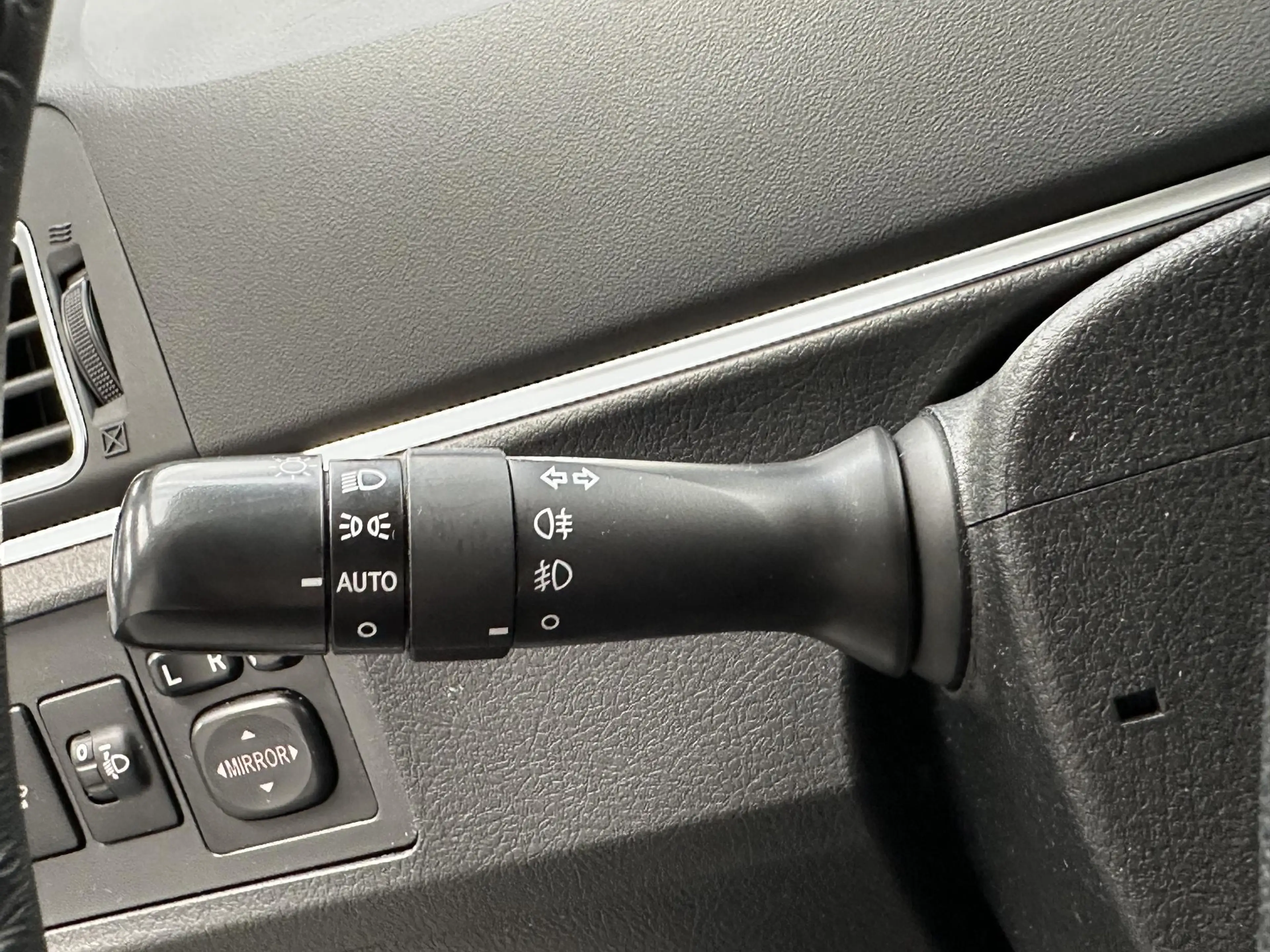 Toyota Verso 1.6 VVT-i Dynamic — photo 6