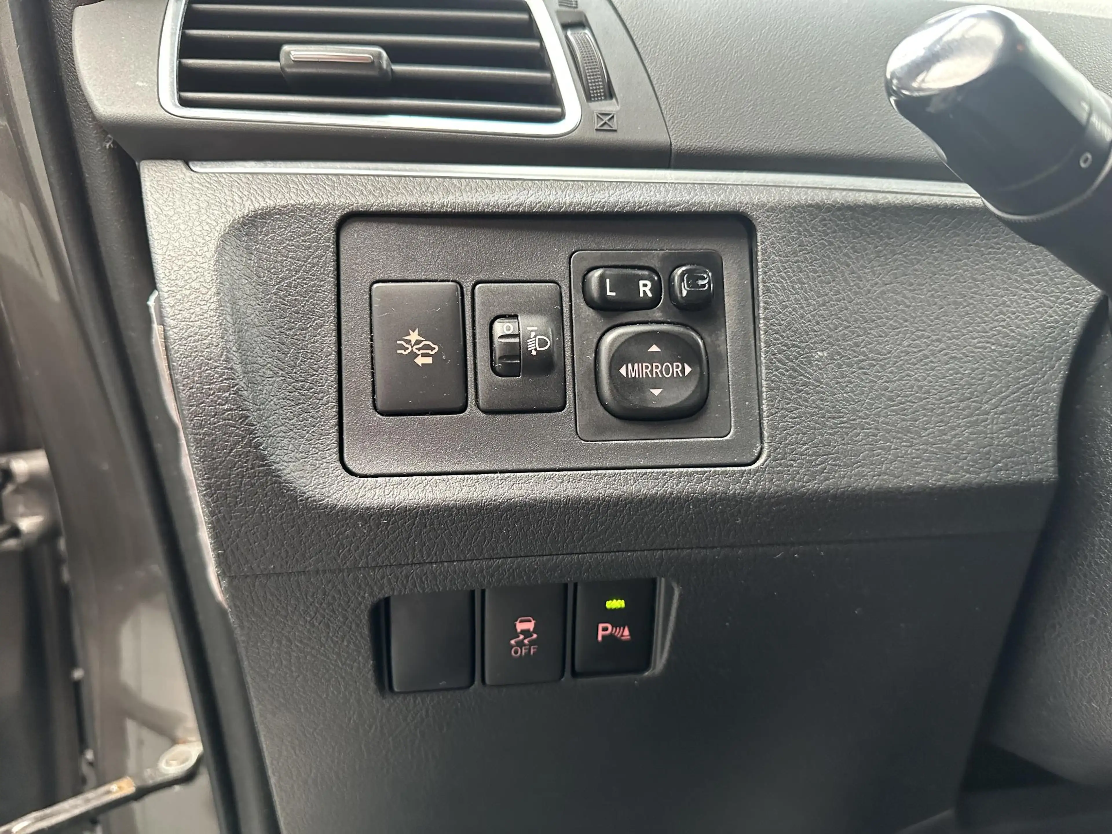 Toyota Verso 1.6 VVT-i Dynamic — photo 4