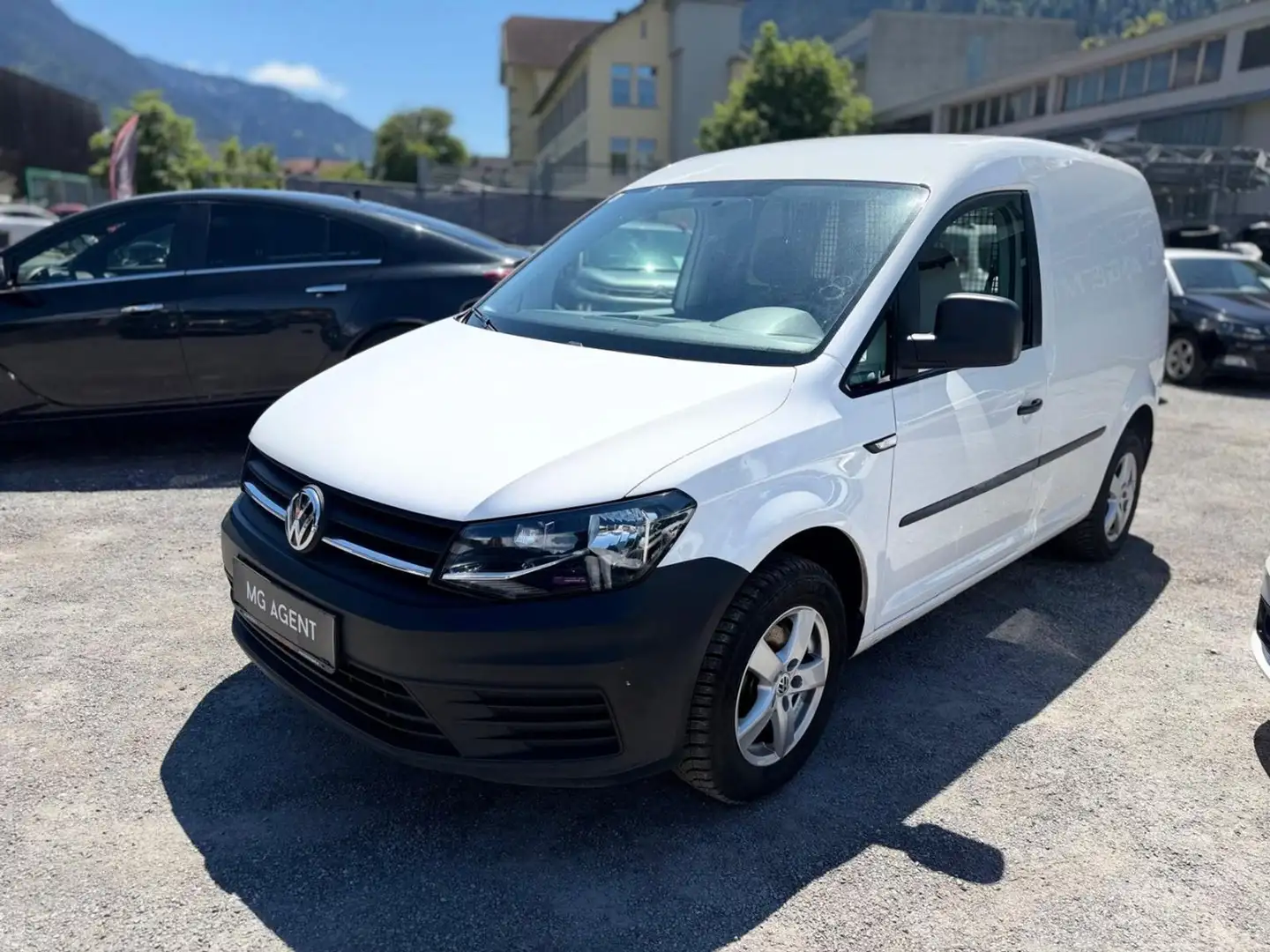 Volkswagen Caddy 2.0 TDI BlueMotionTech Conceptline Weiß - 2