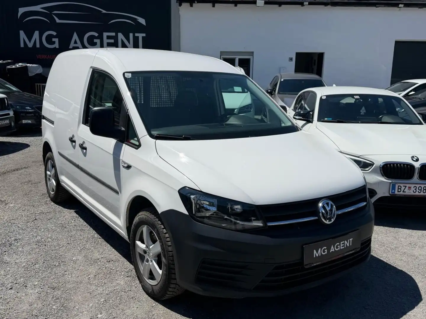Volkswagen Caddy 2.0 TDI BlueMotionTech Conceptline Weiß - 1