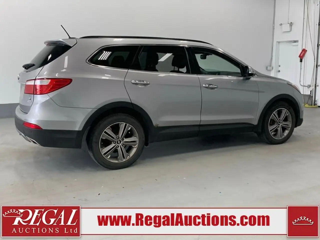 Hyundai SANTA FE photo Hyundai SANTA FE