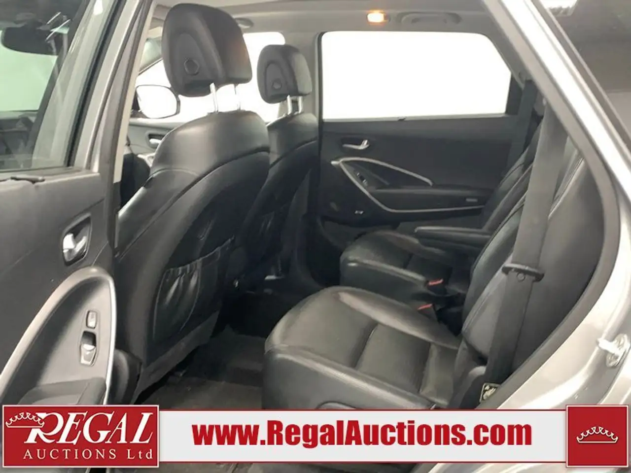 Hyundai SANTA FE photo Hyundai SANTA FE