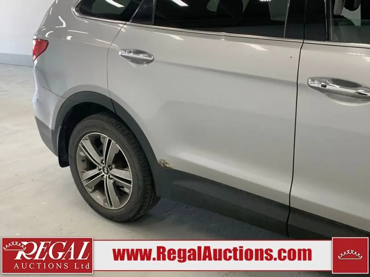 Hyundai SANTA FE photo Hyundai SANTA FE