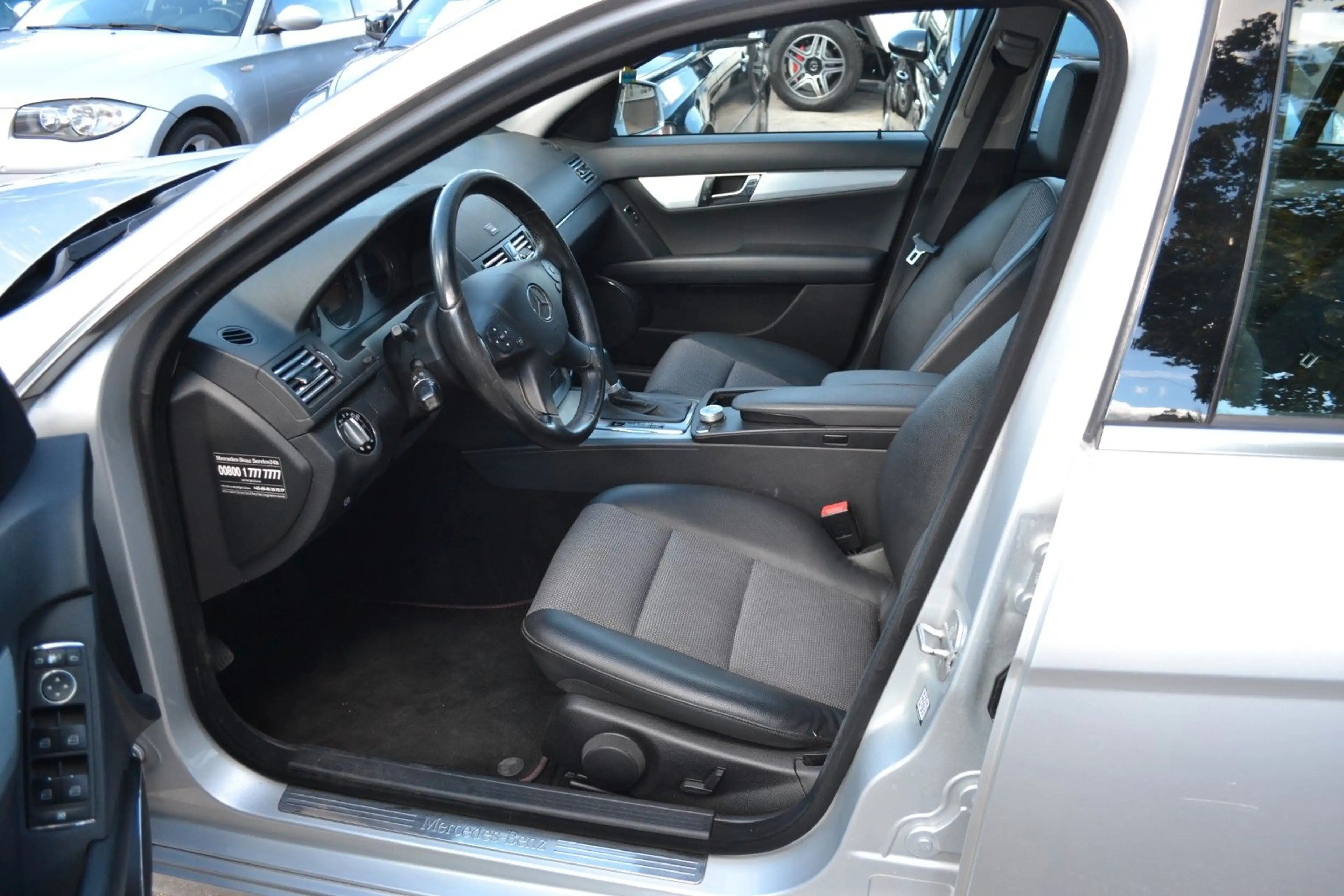 Mercedes-Benz C 230 Avantgarde Automatik — photo 9