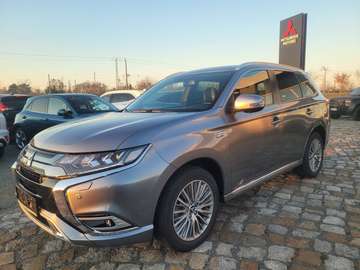 Outlander 2.4 PHEV Plug-in Hybrid Plus Spirit 4