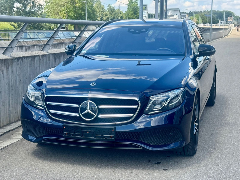 Mercedes-Benz E 350 d T AVANTGARDE 9G Widescreen Standheizung — photo 3