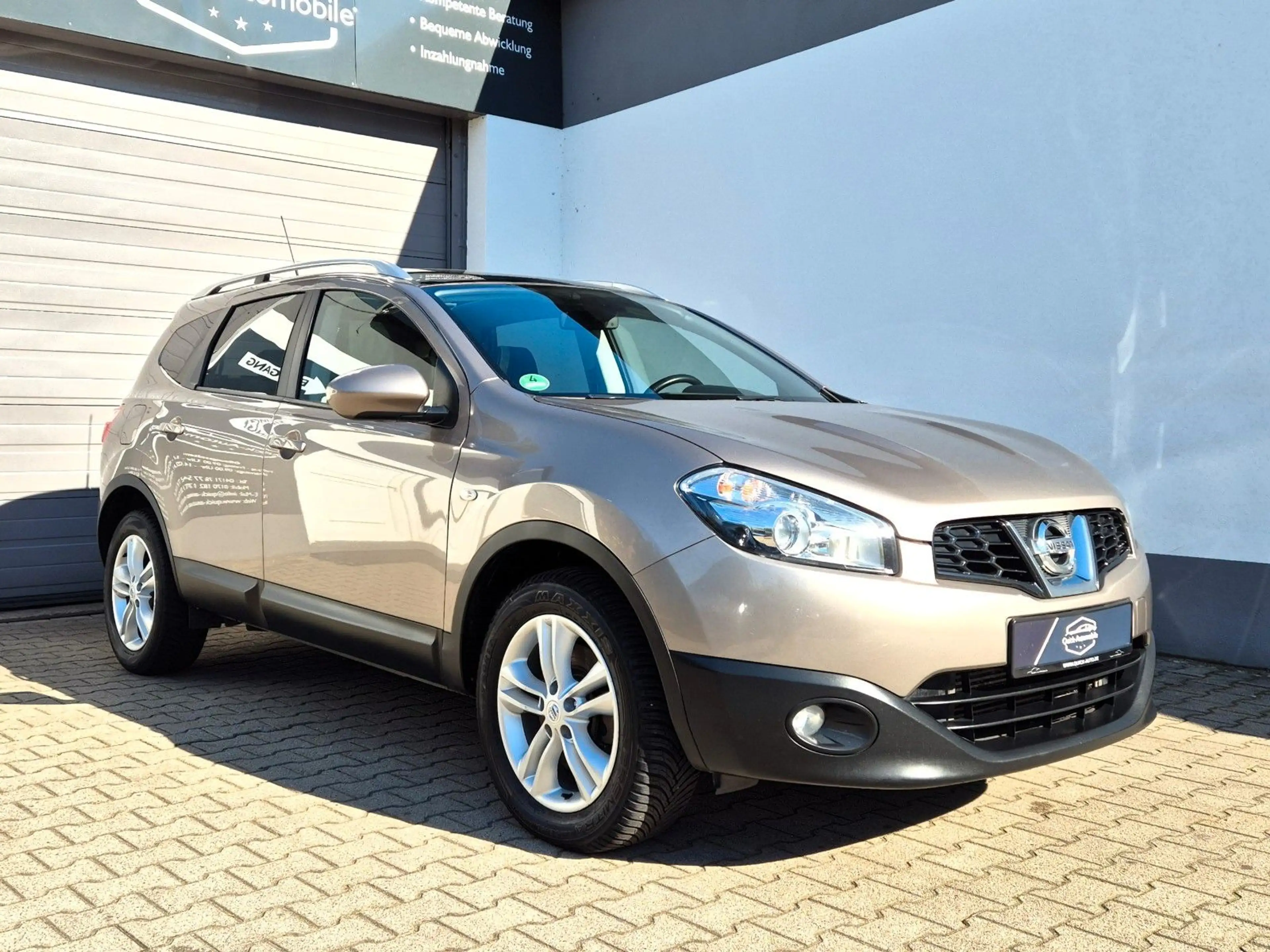 Nissan Qashqai+2 Acenta ||7Sitzer|Panorama|SHG||