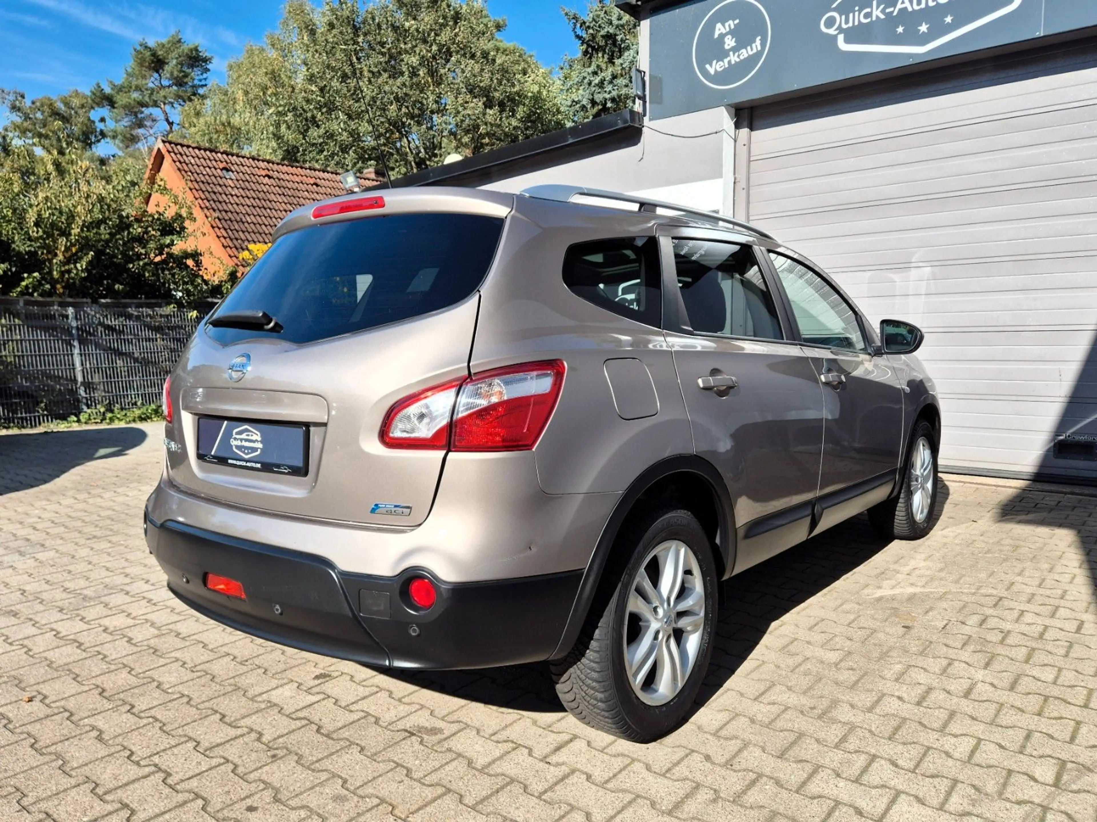 Nissan Qashqai+2 Acenta ||7Sitzer|Panorama|SHG|| — photo 7