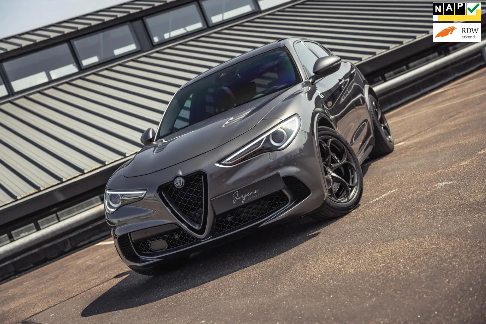 Alfa Romeo Stelvio 2.9 V6 AWD Quadrifoglio QV (510pk) - 2e EIG | Deal Grijs - 1