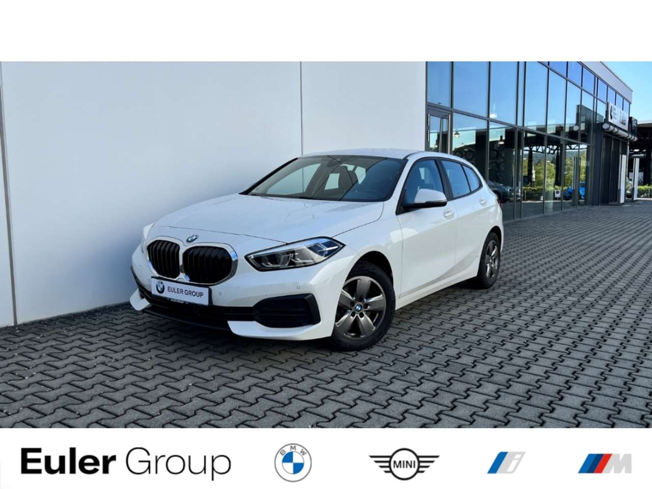 BMW 118 2023 — d LMR SHZ PDC LED DAB LCProf DAB ActiveG+