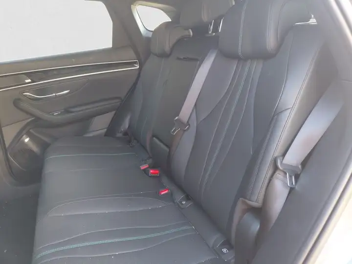 BYD Seal U 2026, foto 12