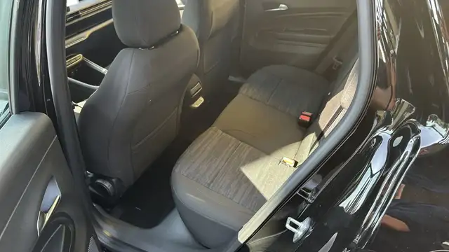 Jeep Avenger view 6