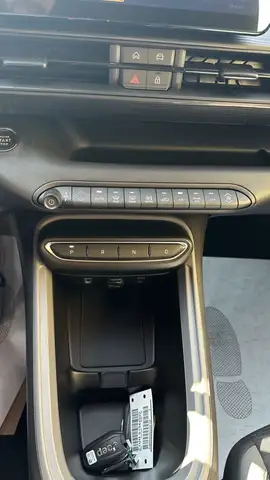 Jeep Avenger view 11