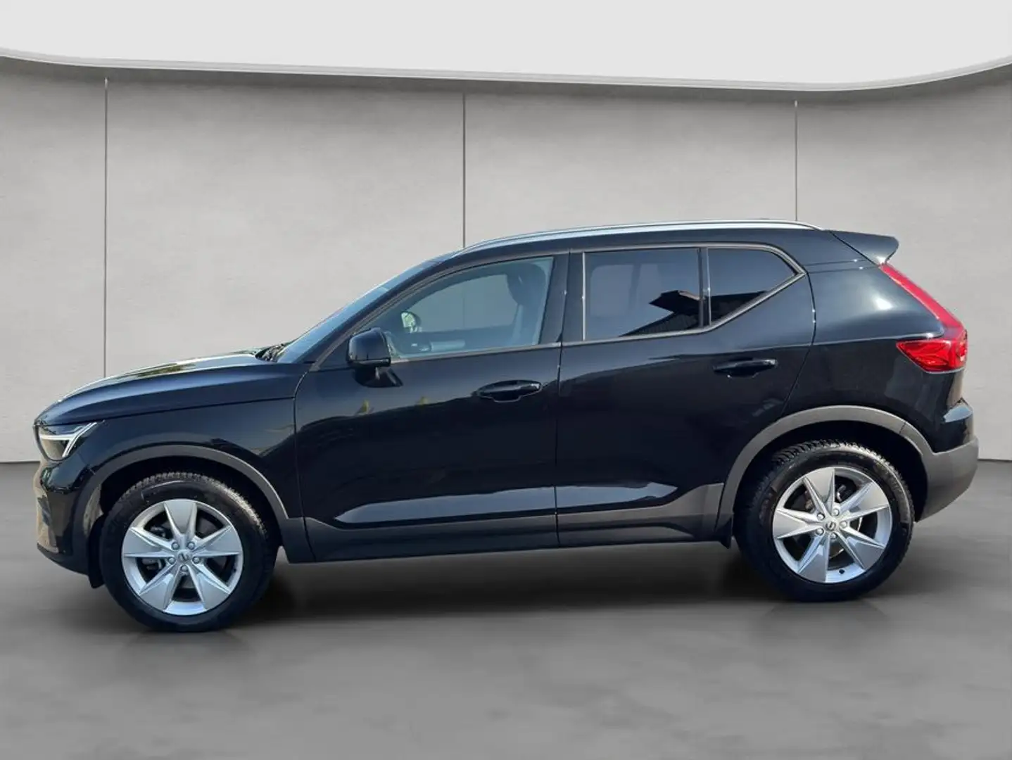 Volvo XC40 XC40 B3 Aut Google-Maps LED Kamera PDCv+h AHK Schwarz - 2