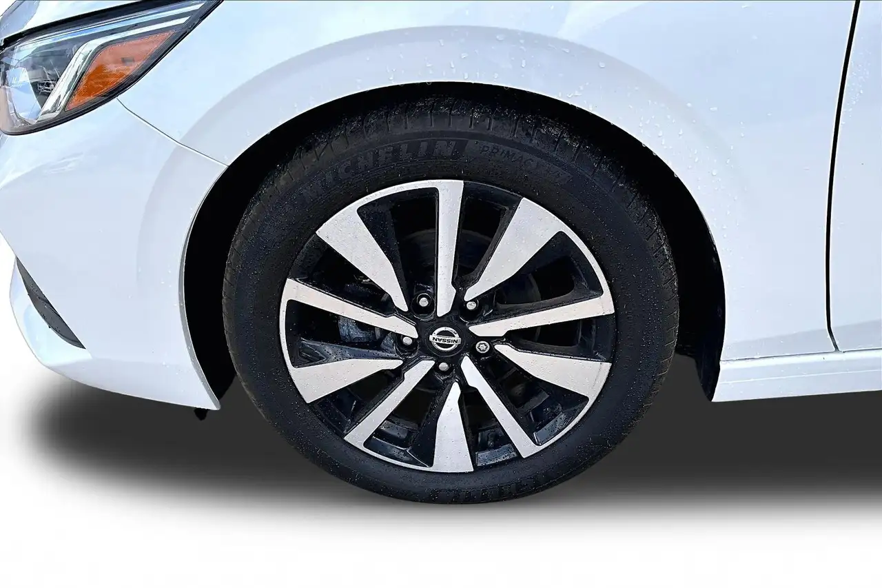 Nissan Sentra photo Nissan Sentra