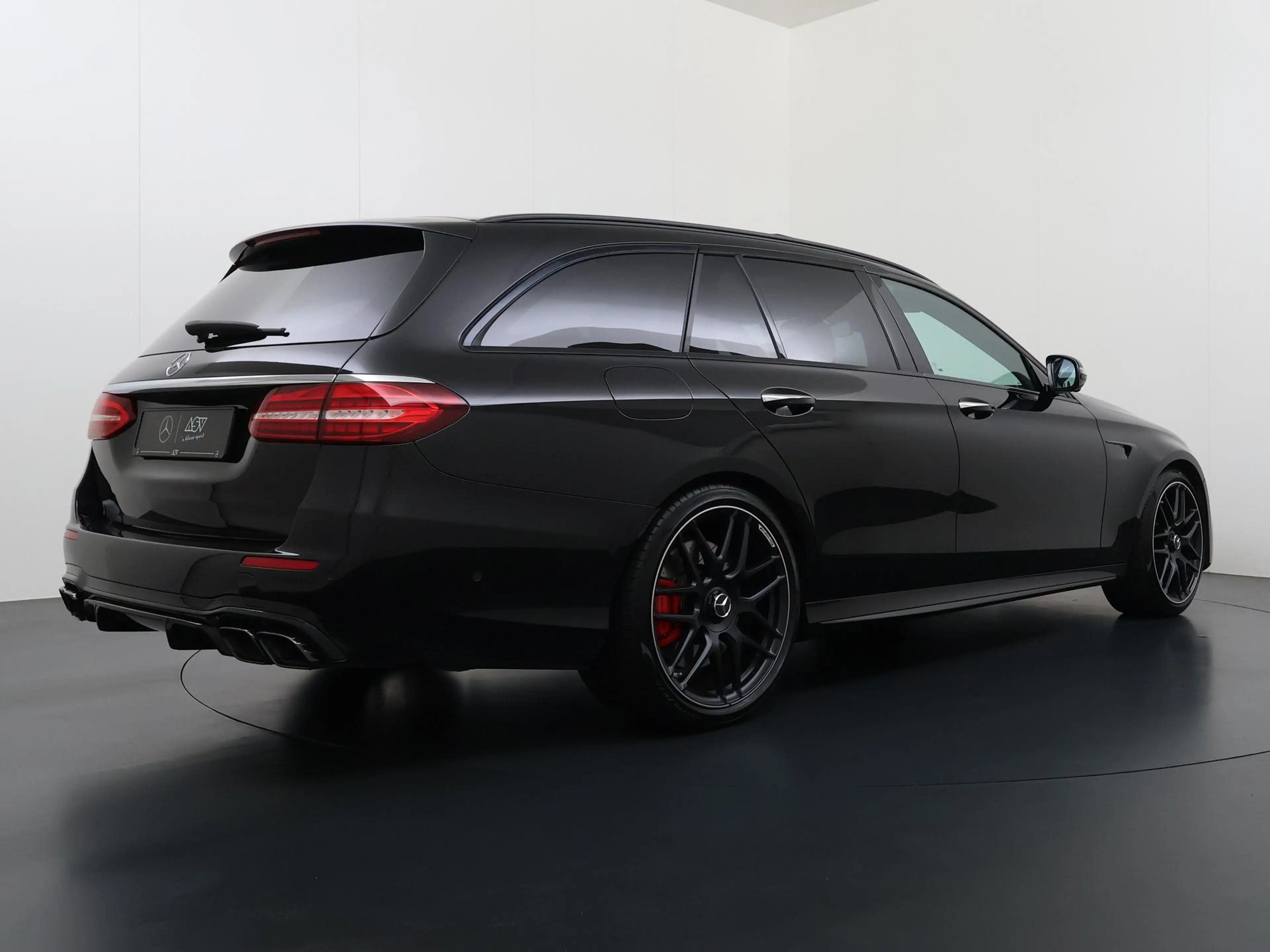 Mercedes-Benz E 63 AMG Estate S 4MATIC+ | Panorama - Schuifdak | Burmeste — photo 9