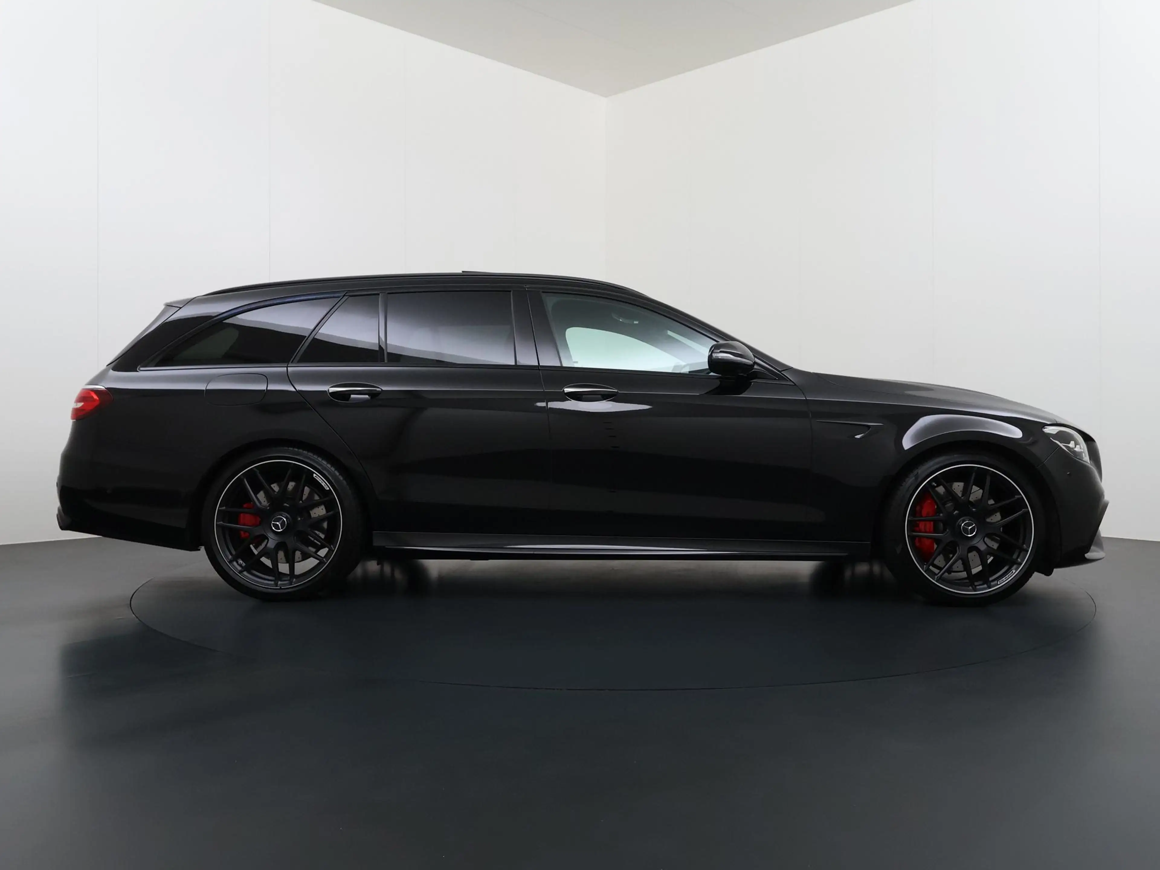 Mercedes-Benz E 63 AMG Estate S 4MATIC+ | Panorama - Schuifdak | Burmeste — photo 10