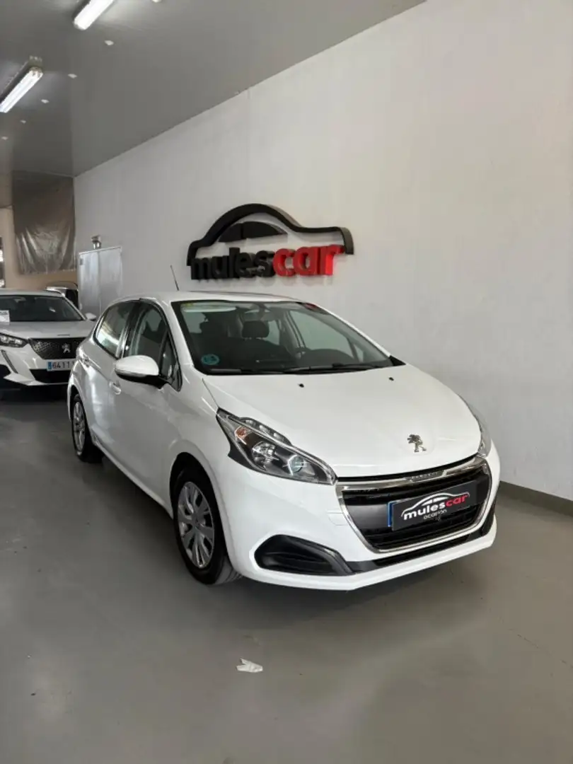 Peugeot 208 1.5 BlueHDi S&S Active 100 Wit - 1
